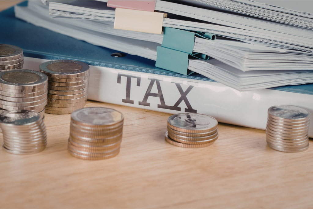 CBS terá alíquota de 8,8% após fase de testes em 2026.