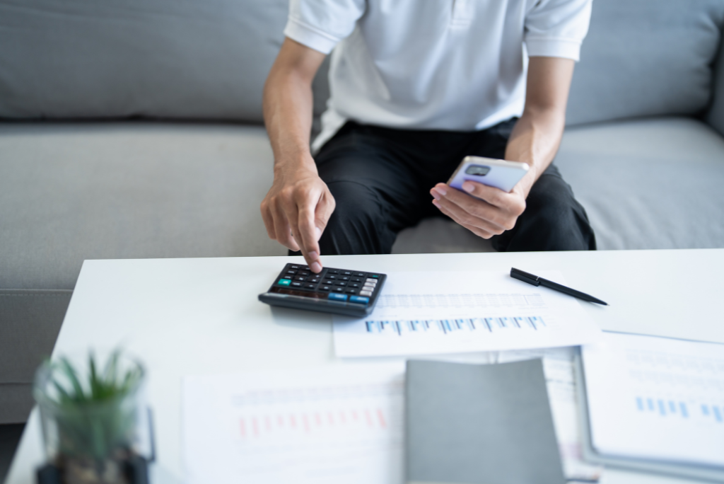 Simplificação do Imposto de Renda 2026 com declaração pré-preenchida, automação de dados e envio mais rápido pelo contribuinte.