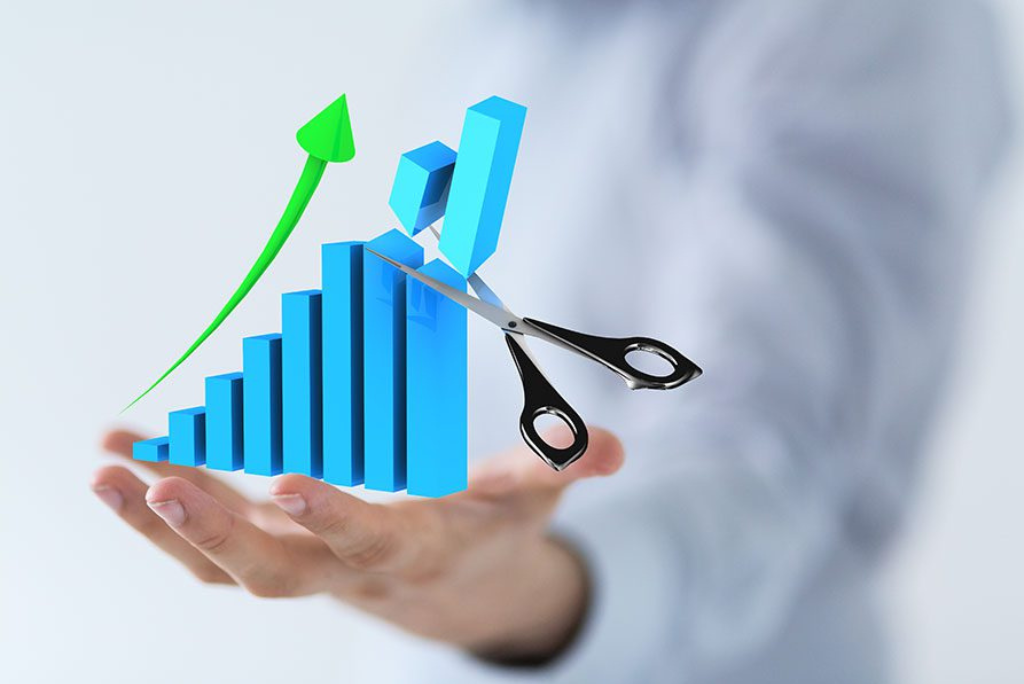 Gestão financeira empresarial para reduzir custos sem demitir funcionários